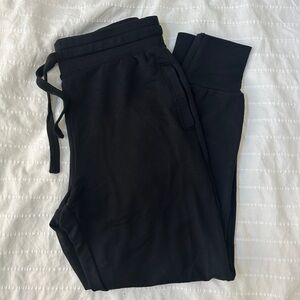 Fabletics joggers 🔖  New with tags